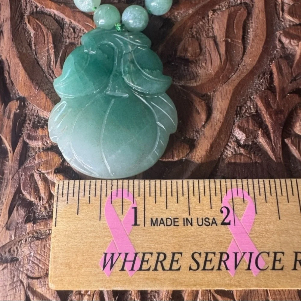 VTG Estate Pendant Necklace Apple Green Jade Hand Carved Floral Hong Kong 26” - Picture 7 of 11
